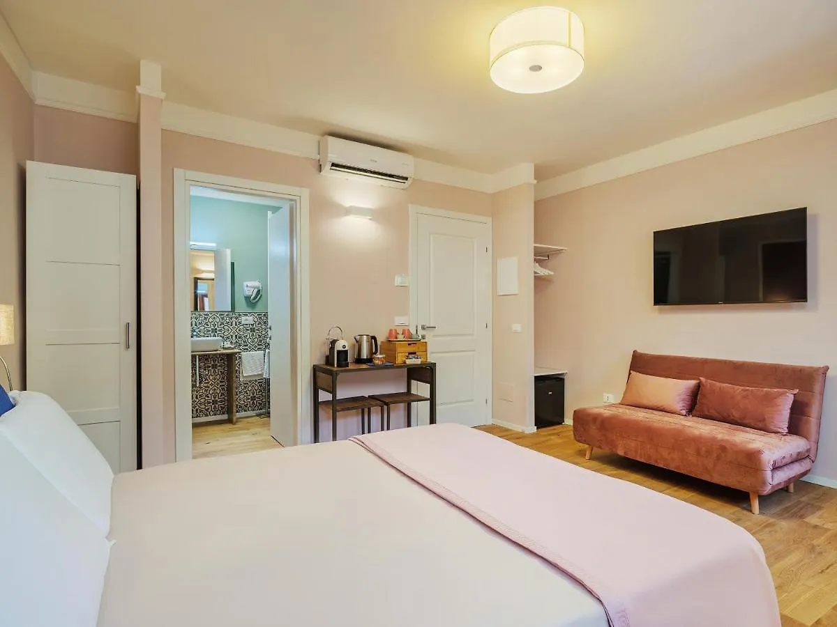 Hotel Antiboti San Miniato 0*,  Italia